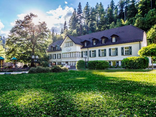 2 Tage Für Ruhesuchende: Entspannung & Genuss im Waldhotel in Sulz am Neckar OT Glatt, Baden-Württemberg inkl. Halbpension Unkategorisiert online kaufen