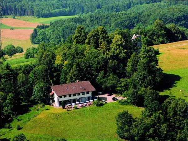 2 Tage Preiswertes Verwöhnwochenende im Schwarzwald in Schopfheim-Wiechs, Baden-Württemberg inkl. Halbpension Unkategorisiert online kaufen