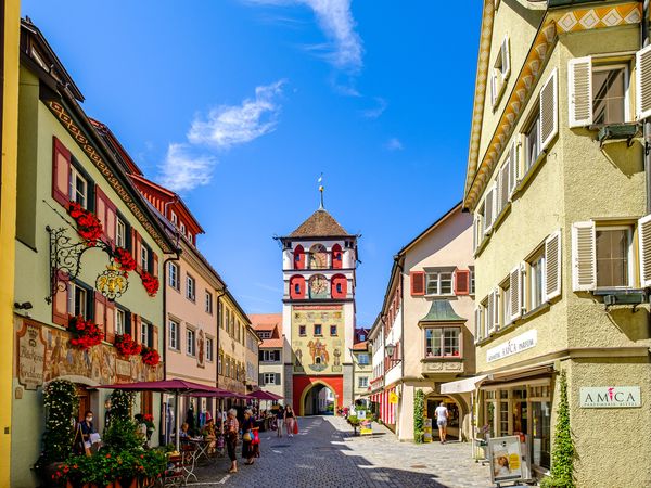 4 Tage Kurzurlaub mit Frühstück im Hotel zum Goldenen Lowen in Baden-Baden, Baden-Württemberg inkl. Frühstück Unkategorisiert online kaufen 4 Tage Kurzurlaub mit Frühstück im Hotel zum Goldenen Lowen in Baden-Baden, Baden-Württemberg inkl. Frühstück Unkategorisiert online kaufen