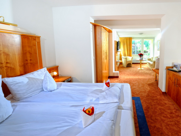 5 Tage und 4 Nächte - Sonntag Spezial Deal in Bad Wildbad, Baden-Württemberg inkl. Halbpension Unkategorisiert online kaufen 5 Tage und 4 Nächte - Sonntag Spezial Deal in Bad Wildbad, Baden-Württemberg inkl. Halbpension Unkategorisiert online kaufen