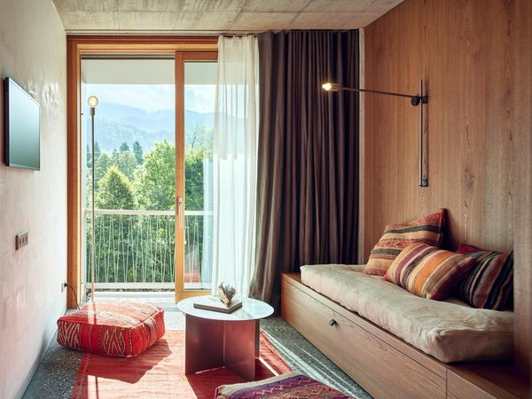 7 Tage Moderne Auszeit im Schwarzwald (7 Nächte) in Waldkirch, Baden-Württemberg inkl. Frühstück Unkategorisiert online kaufen