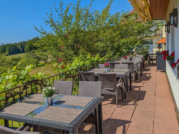 7 Tage Urlaub im Schwarzwald für Pfennigfuchser - 7=6 in Bad Herrenalb, Baden-Württemberg inkl. Frühstück Unkategorisiert online kaufen
