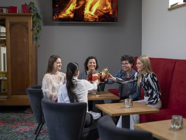 Best Friends im Schwarzwald - 6 Tage in Haslach-Schnellingen, Baden-Württemberg inkl. Halbpension Unkategorisiert online kaufen Best Friends im Schwarzwald - 6 Tage in Haslach-Schnellingen, Baden-Württemberg inkl. Halbpension Unkategorisiert online kaufen
