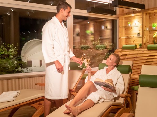 Happy Holiday - 7 Tage inkl. 3 Gänge Verwöhnpension in Ühlingen-Birkendorf, Baden-Württemberg inkl. Halbpension Plus Unkategorisiert Produktbild